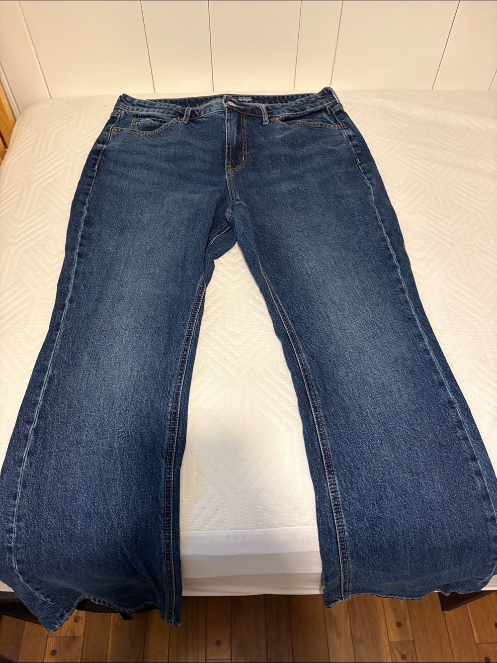 Old Navy Women's Blue Boot Cut Jeans